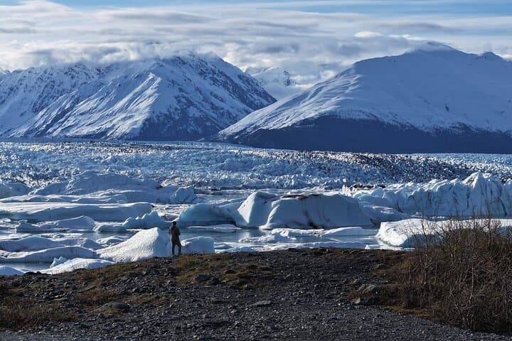 Knik Glacier Kayaking Tour from Anchorage: 4x4 Off-Road Adventure