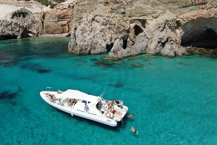 Milos: Half-Day Speedboat Cruise to Kleftiko with snorkeling tour