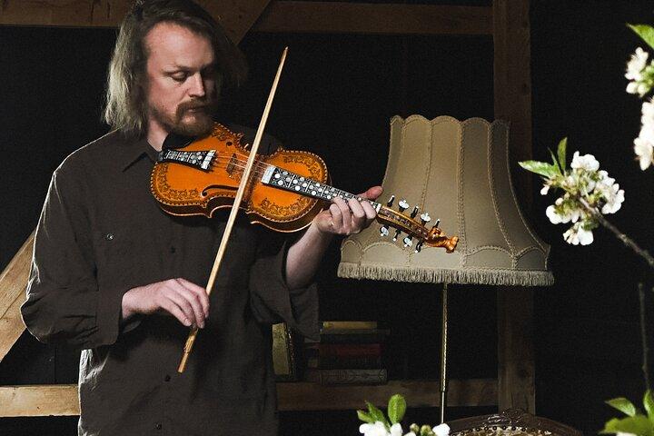 Music of the Fjord: Norwegian Folk at The Fjord Farm in Flåm