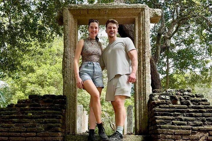 Guided Day Tour in Anuradhapura, Polonnaruwa, Sigiriya or Kandy