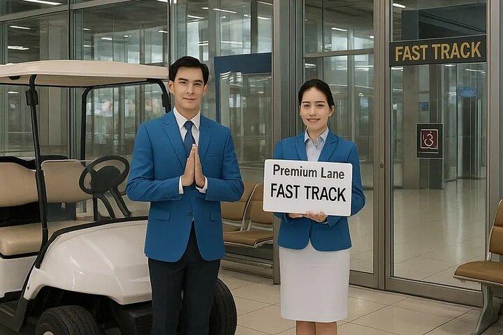 Priority Fast Track Entry at Bangkok Airport with Guide