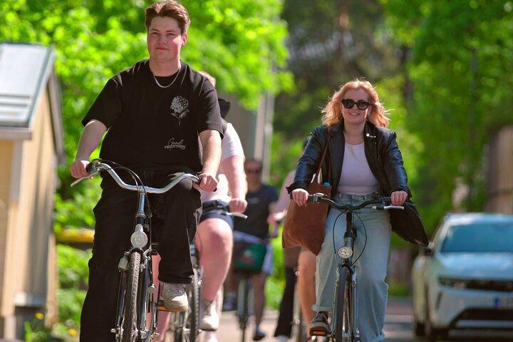 Tampere Scenic Bike Tour with Sauna and Local Flavors