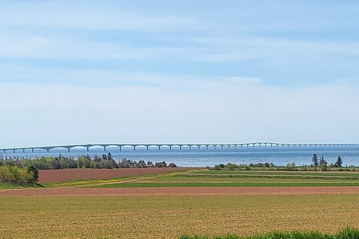 South Shore And Confederation Bridge Tour