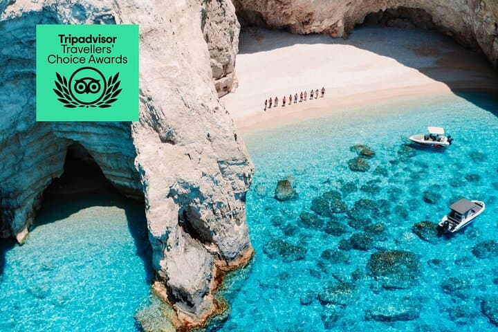 Zante Private Boat: Marathonisi, Caves, Myzithres, Agalas (max5)