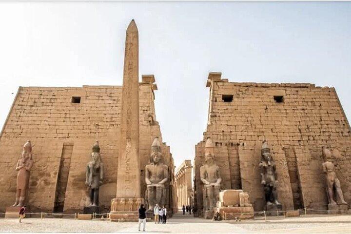 Full Day Tour of Luxor private