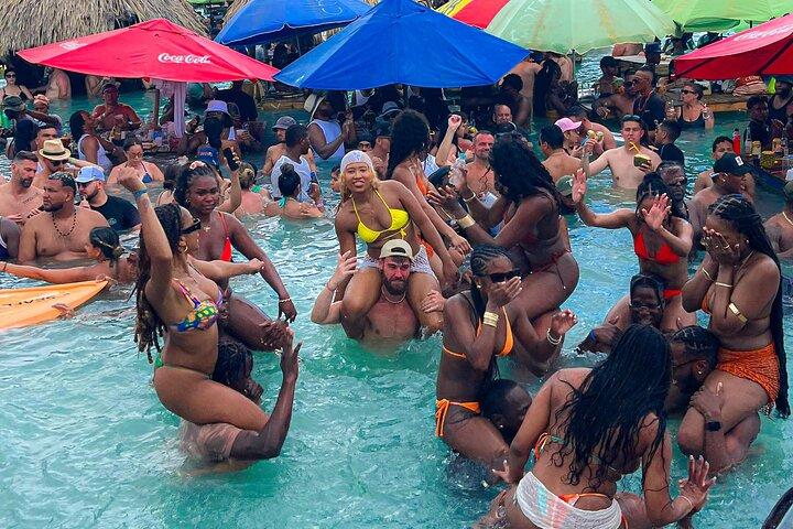 Boat Party on Cholón Island