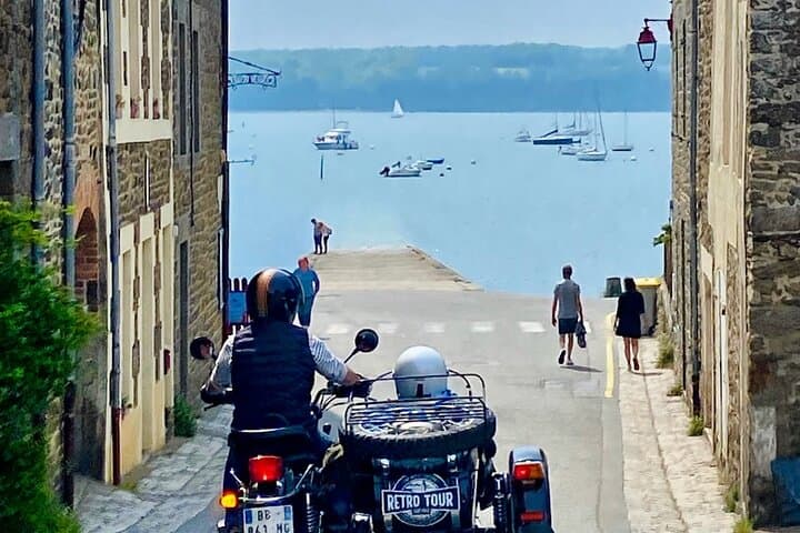 Saint Malo and Saint Suliac in Vintage Sidecar with Driver