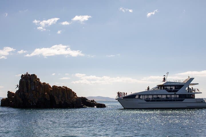Peppermint Bay Cruise & Lunch