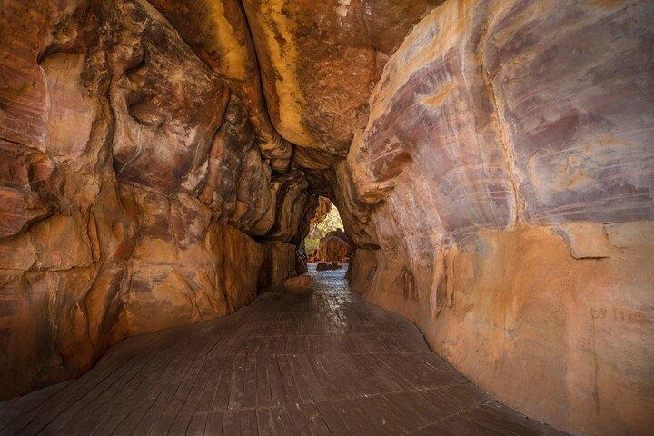 Bhimbetka Rock Shelters & Bhojpur Temple Day Trip From Bhopal