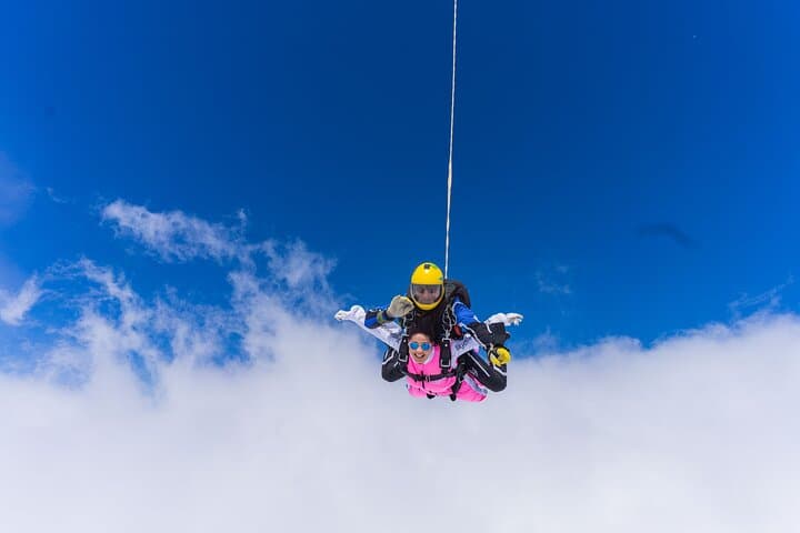 Premium Skydiving Portugal 15,000ft Freefall near Lisbon