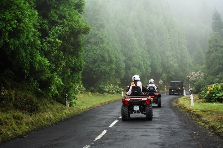 Quad & Buggy Sete Cidades Crater Tour - 4x4 - Half Day