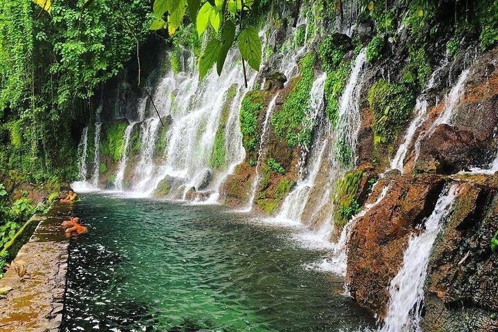 7 Juayua Waterfalls Trek & Nahuizalco Experience