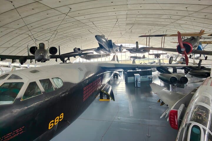 Duxford IWM Air Museum & Airfield Private Car Easy London Pickup