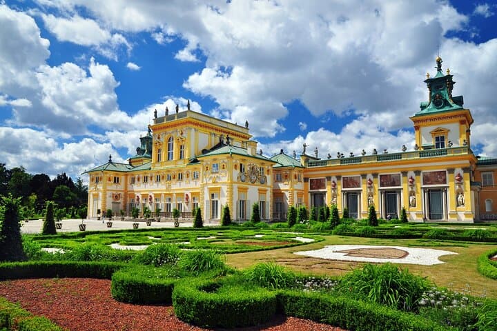 Best of Warsaw Full-Day Private Tour with Transport & Ticket