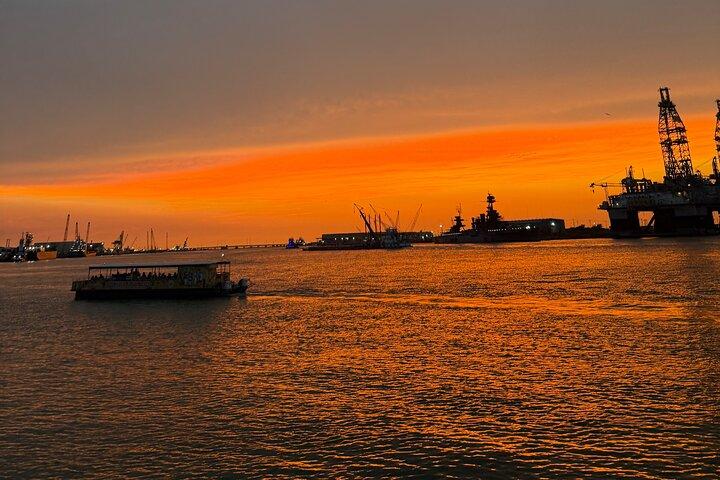 Galveston Sunset Tour – Sophisticated Adult Cruise