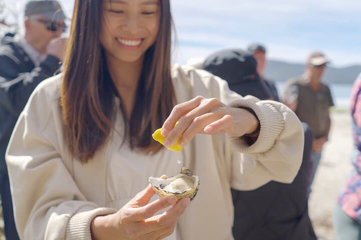 All Inclusive Bruny Island Day Tour Plus Guided Lighthouse Tour