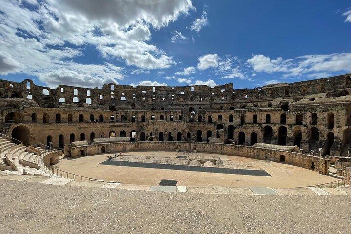 El Jem Wonders: Roman Colosseum and Mosaics Museum Tour