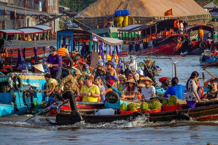 Exploring Mekong Delta and Cai Rang Market