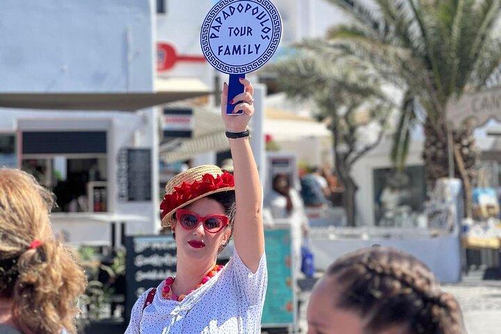 Santorini: Break Plates Show & Fira Walking Tour