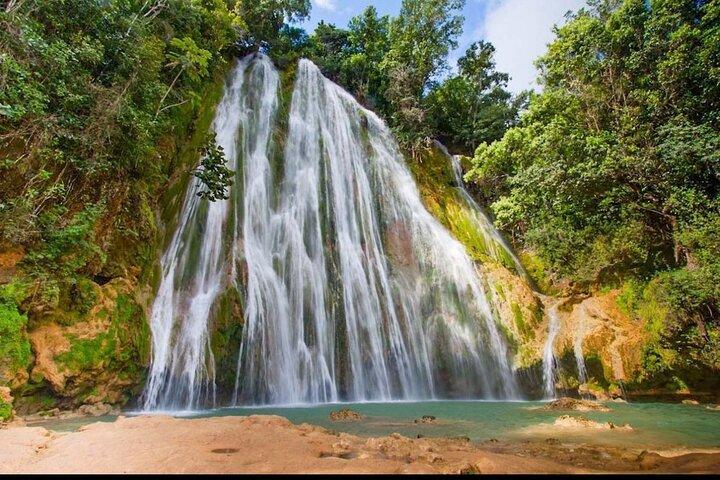 Samana full day, Risen Key, Horses, Lemon waterfall