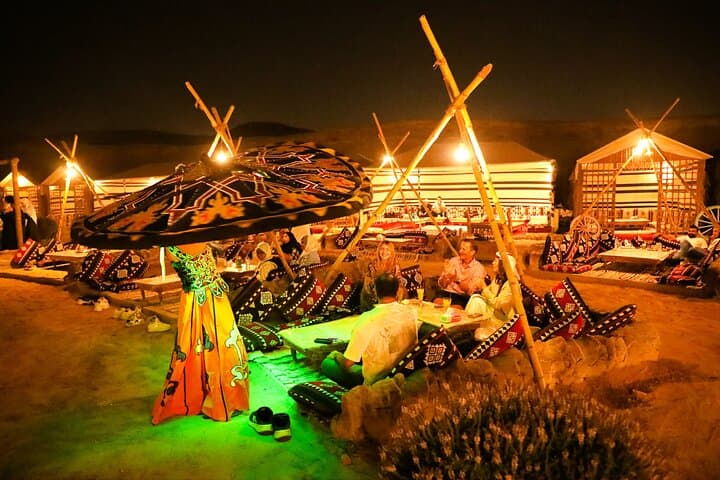 Cairo VIP Night in Giza: Bedouin Dinner, Live Show & Photographer