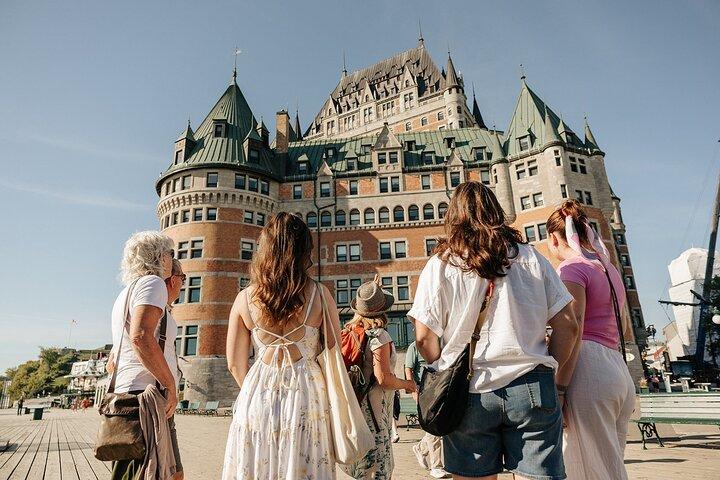 Old Quebec Classique Walking Tour with Funicular