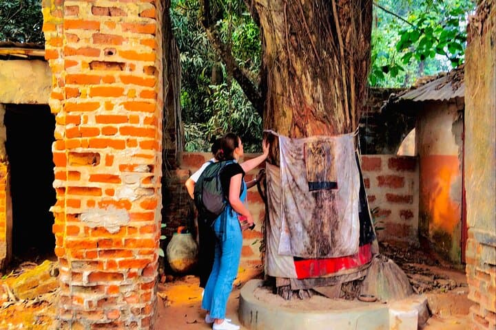 Guided tour of the essentials in Ouidah!