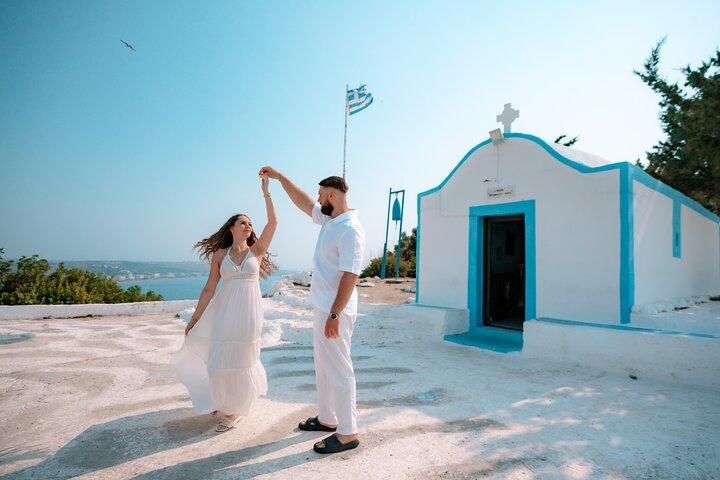 Private Vacation Photoshoot with Photographer in Naxos