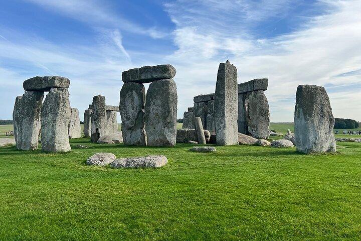 Stonehenge and Salisbury Cathedral Self Guided Tour from Portland