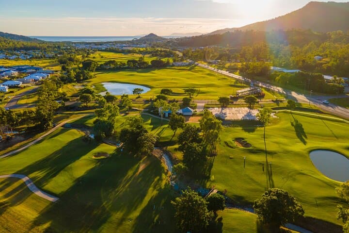 Whitsunday Golf Tour Tee Off in Paradise