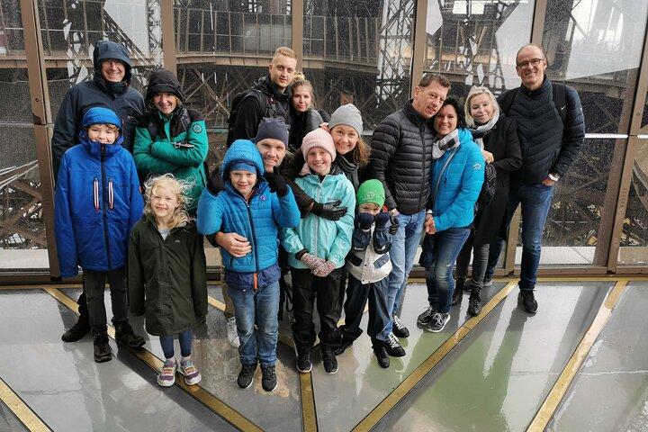 Paris: Eiffel Tower Elevator Tour with Summit Access