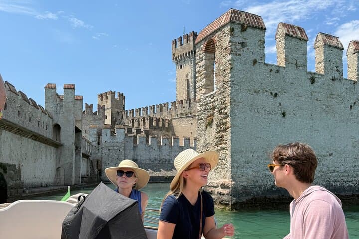 Sirmione before the crowds early private tour & boat ride