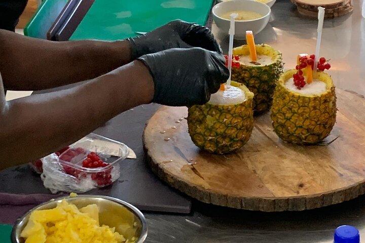 Half-Day Cocktails Mixology in Philipsburg and Orient Bay Tour