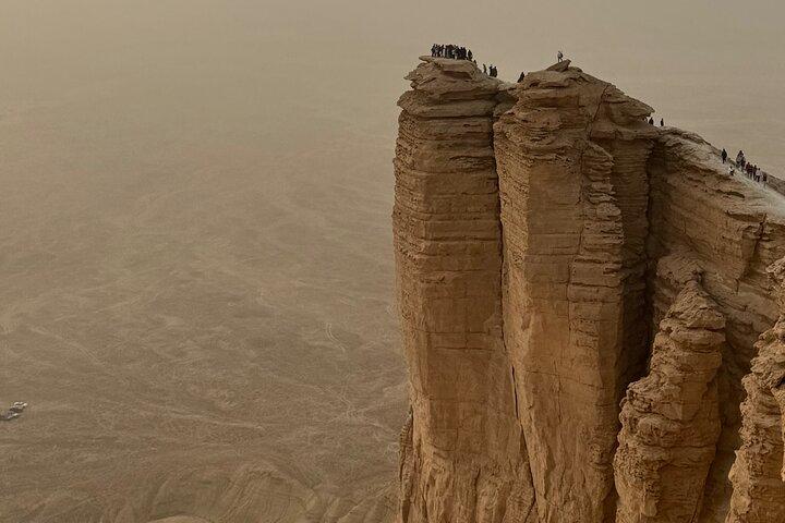 Riyadh Desert Adventure Edge of the World Guided 4x4 Tour
