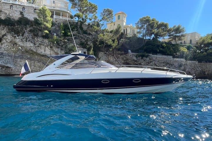 Private boat rental between Nice and Monaco
