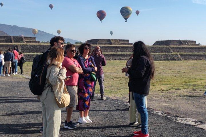 Teotihuacan Early Access – Small Group, No Tourist Traps