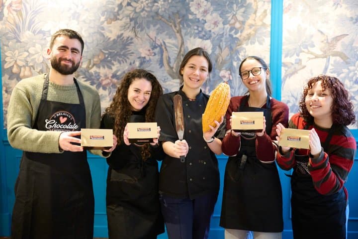2.5h Belgian Chocolate Pralines Workshop in Brussels
