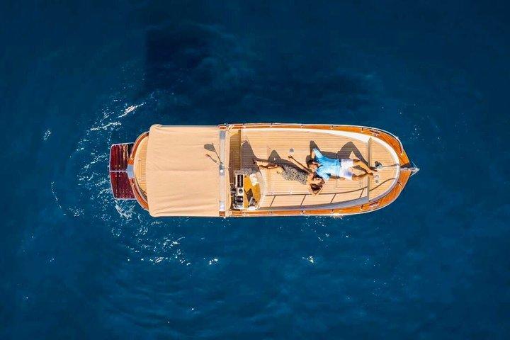 Monterosso: Exclusive Boat Tour in Cinque terre (mini cruise)