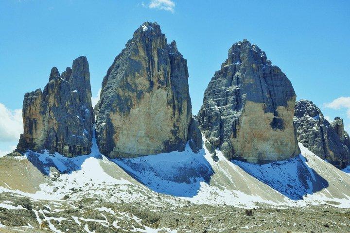 Dolomites Lakes and 3 Peaks Private Tour