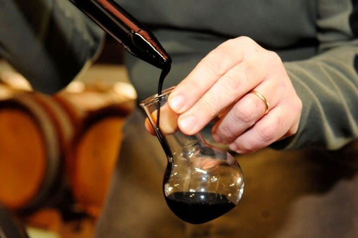 Guided Balsamic Vinegar Cellar Tour and Optional Meal in Modena
