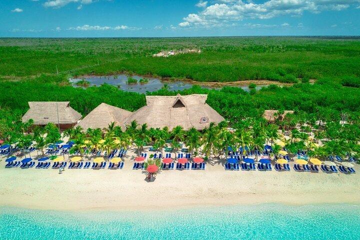 Cozumel: Kuza Escape– Buffet & Open Bar Included