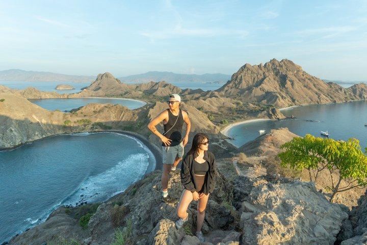 3 Day Komodo Adventure Dragons Snorkeling and Island Beauty