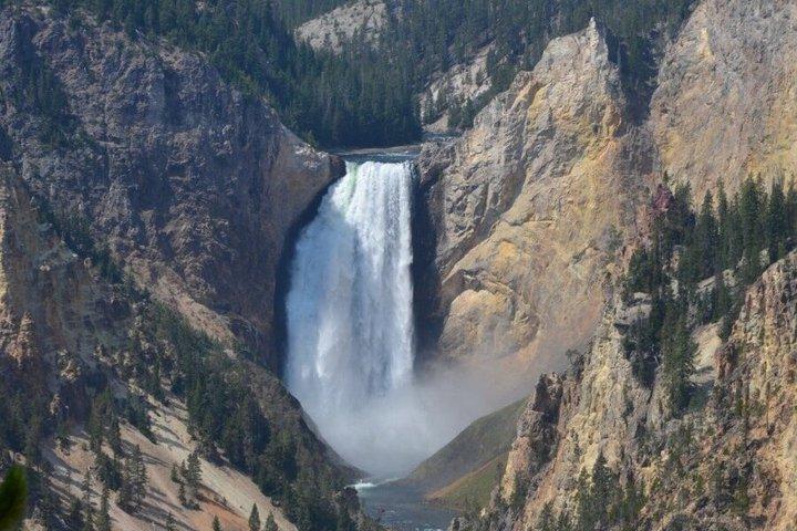 Yellowstone Discovery Tour
