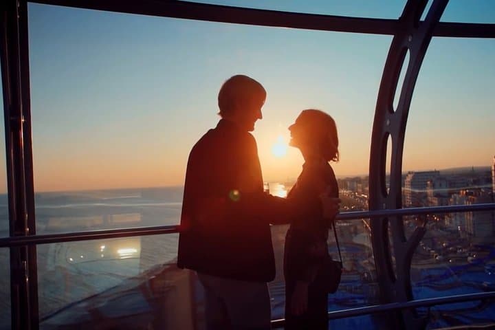 Brighton i360: Sky Bar 360 Ticket (with Champagne or Soft Drink)