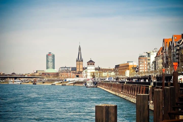 Explore Modern Dusseldorf-Iconic Architecture & Scenic Waterfront