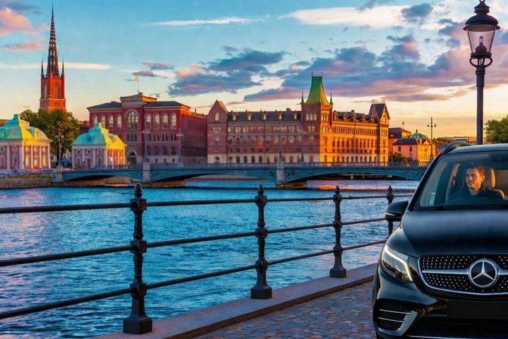 Private VIP Stockholm City Tour – Car, Guide, Snacks & Water Incl