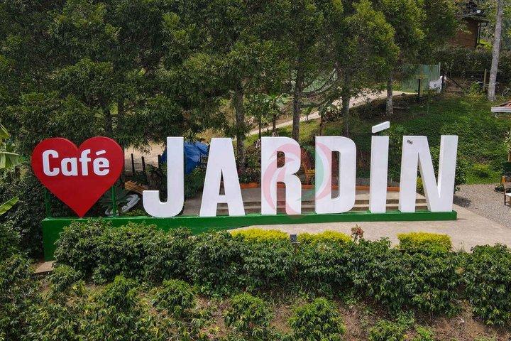 Jardín, Andes & Hispania Full-Day Tour from Medellín