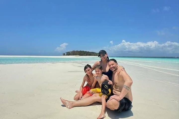 Mnemba Island Snorkeling & Dolphin Watching Tour in Zanzibar