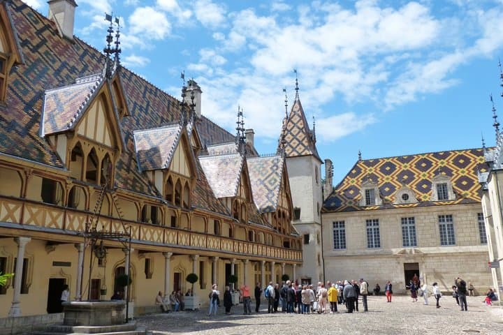 Guided tour of Beaune with your professional guide!