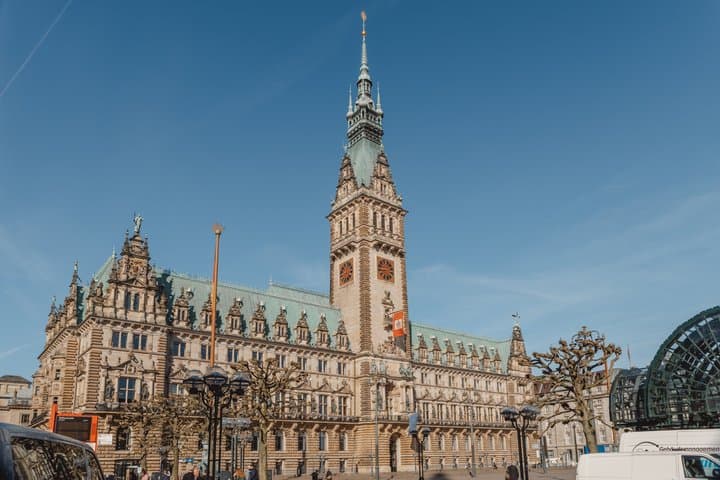 Hamburg Altstadt The tour with heart